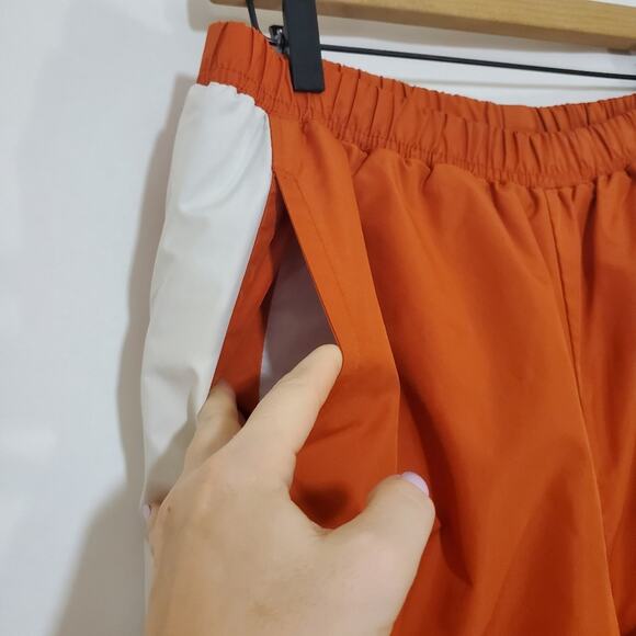 University of Texas Longhorns Lined Windbreaker Pants with Pockets - Picture 5 of 10